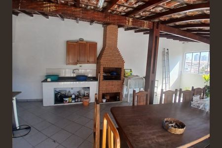 Casa à venda com 3 quartos, 220m² em Cerâmica, São Caetano do Sul