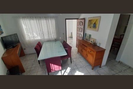 Casa à venda com 3 quartos, 220m² em Cerâmica, São Caetano do Sul