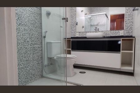 Casa à venda com 230m², 3 quartos e 4 vagas