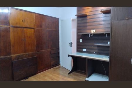 Casa à venda com 230m², 3 quartos e 4 vagas