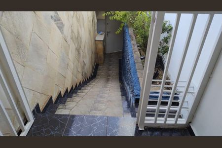 Casa à venda com 230m², 3 quartos e 4 vagas