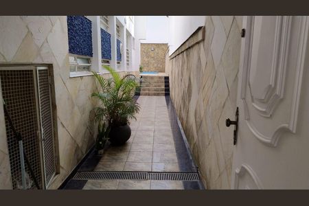 Casa à venda com 230m², 3 quartos e 4 vagas