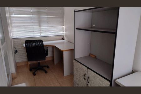 Casa à venda com 230m², 3 quartos e 4 vagas