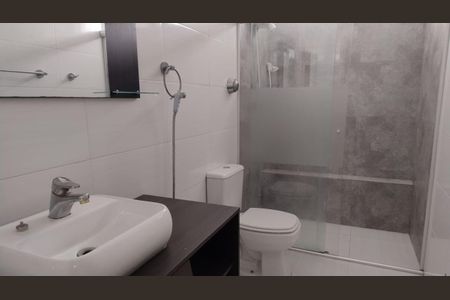 Casa à venda com 230m², 3 quartos e 4 vagas