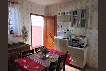Casa à venda com 269m², 3 quartos e 2 vagas
