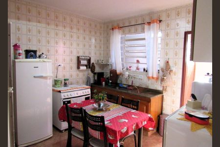Casa à venda com 269m², 3 quartos e 2 vagas