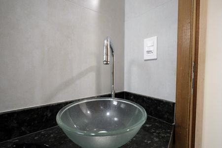 Apartamento para alugar com 108m², 2 quartos e 1 vaga Apartamento para alugar com 108m², 2 quartos e 1 vagaBanheiro 1