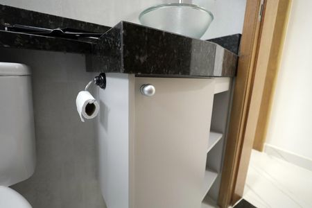 Apartamento para alugar com 108m², 2 quartos e 1 vaga Apartamento para alugar com 108m², 2 quartos e 1 vagaBanheiro 1