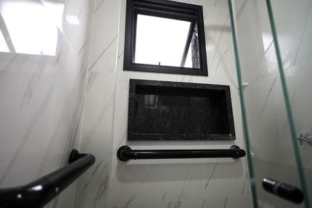 Apartamento para alugar com 108m², 2 quartos e 1 vaga Apartamento para alugar com 108m², 2 quartos e 1 vagaBanheiro 1