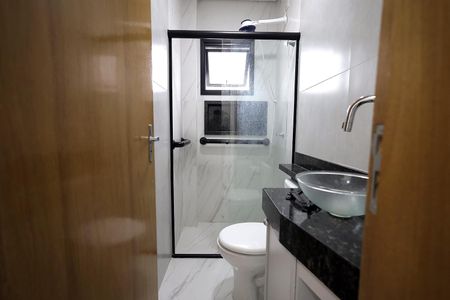 Apartamento para alugar com 108m², 2 quartos e 1 vaga Apartamento para alugar com 108m², 2 quartos e 1 vagaBanheiro 1