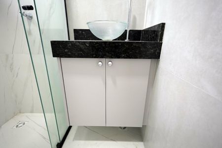 Apartamento para alugar com 108m², 2 quartos e 1 vaga Apartamento para alugar com 108m², 2 quartos e 1 vagaBanheiro Suíte