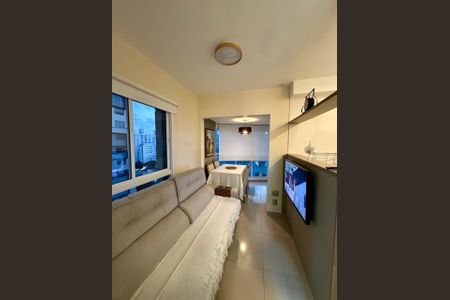 Foto 02 de apartamento para alugar com 1 quarto, 41m² em Vila Mariana, São Paulo