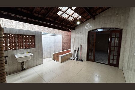 Casa para alugar com 160m², 3 quartos e 1 vaga Casa para alugar com 160m², 3 quartos e 1 vagaÁrea de Serviço