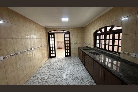 Casa para alugar com 160m², 3 quartos e 1 vaga Casa para alugar com 160m², 3 quartos e 1 vagaCozinha