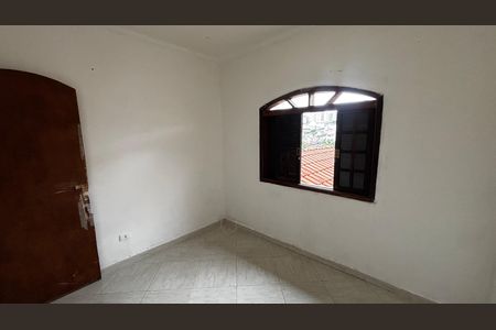 Casa para alugar com 160m², 3 quartos e 1 vaga Casa para alugar com 160m², 3 quartos e 1 vagaQuarto 2