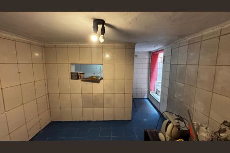 Casa para alugar com 160m², 3 quartos e 1 vaga Casa para alugar com 160m², 3 quartos e 1 vagaPorão