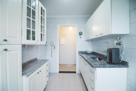 Apartamento à venda com 55m², 2 quartos e 1 vagaCozinha