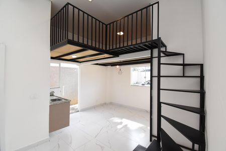 Sala/Cozinha do Loft de kitnet/studio para alugar com 1 quarto, 45m² em Jardim das Américas, Curitiba