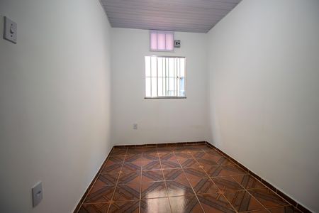 Quarto de casa para alugar com 1 quarto, 40m² em Penha, Rio de Janeiro