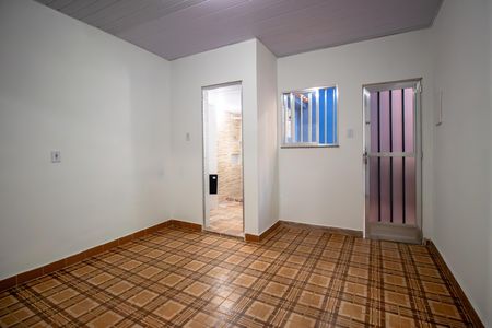 Sala de casa para alugar com 1 quarto, 40m² em Penha, Rio de Janeiro