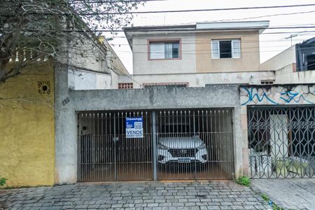 Casa para alugar com 175m², 3 quartos e 2 vagas Casa para alugar com 175m², 3 quartos e 2 vagasFachada