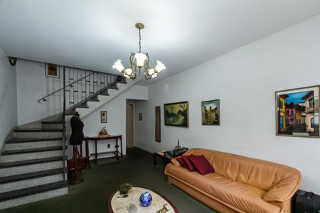 Casa para alugar com 175m², 3 quartos e 2 vagas Casa para alugar com 175m², 3 quartos e 2 vagasSala