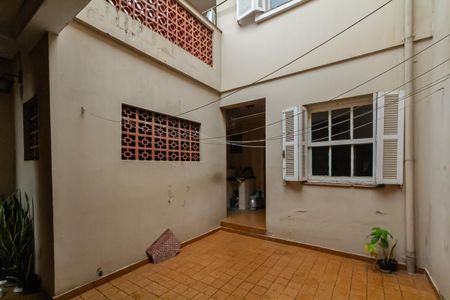 Casa para alugar com 175m², 3 quartos e 2 vagas Casa para alugar com 175m², 3 quartos e 2 vagasQuintal