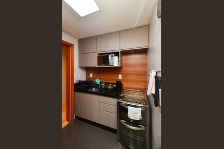 Apartamento à venda com 75m², 3 quartos e 2 vagas Apartamento à venda com 75m², 3 quartos e 2 vagasCozinha