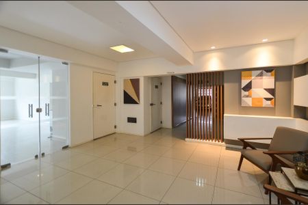 Apartamento à venda com 75m², 3 quartos e 2 vagas Apartamento à venda com 75m², 3 quartos e 2 vagasHall de entrada