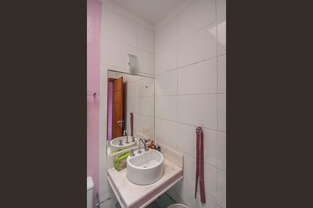 Casa de condomínio à venda com 727m², 4 quartos e 4 vagas Casa de condomínio à venda com 727m², 4 quartos e 4 vagasBanheiro da Suíte 3