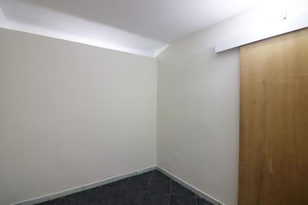 Casa para alugar com 60m², 1 quarto e sem vagaQuarto 