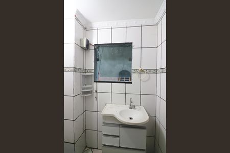 Banheiro Social de casa para alugar com 1 quarto, 60m² em Jardim Thelma, São Bernardo do Campo