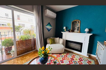 Apartamento à venda com 97m², 2 quartos e 1 vaga Apartamento à venda com 97m², 2 quartos e 1 vagaSala