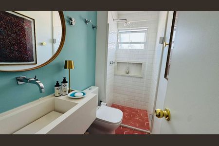 Apartamento à venda com 97m², 2 quartos e 1 vaga Apartamento à venda com 97m², 2 quartos e 1 vagaBanheiro