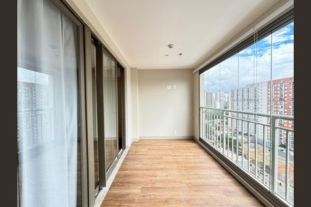 Apartamento para alugar com 42m², 1 quarto e 1 vaga Apartamento para alugar com 42m², 1 quarto e 1 vagaVaranda