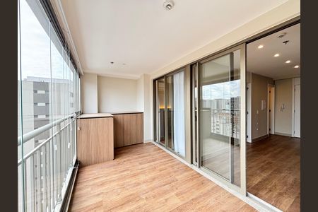 Apartamento para alugar com 42m², 1 quarto e 1 vaga Apartamento para alugar com 42m², 1 quarto e 1 vagaVaranda