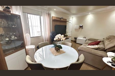 Sala de apartamento para alugar com 3 quartos, 89m² em Jardim Santa Mena, Guarulhos