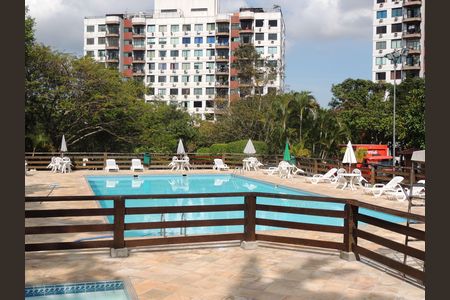 Apartamento para alugar com 80m², 3 quartos e 1 vagaÁrea comum - Piscina