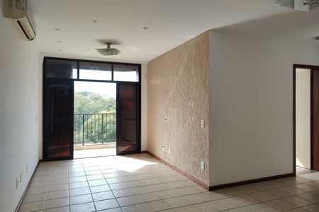 Apartamento para alugar com 80m², 3 quartos e 1 vaga Apartamento para alugar com 80m², 3 quartos e 1 vagaSala