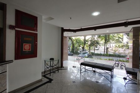 Apartamento para alugar com 80m², 3 quartos e 1 vaga Apartamento para alugar com 80m², 3 quartos e 1 vagaHall de entrada