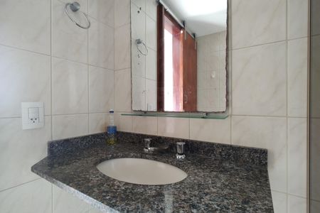 Apartamento para alugar com 80m², 3 quartos e 1 vaga Apartamento para alugar com 80m², 3 quartos e 1 vagaBanheiro Social