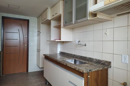 Apartamento para alugar com 80m², 3 quartos e 1 vaga Apartamento para alugar com 80m², 3 quartos e 1 vagaCozinha - Armários