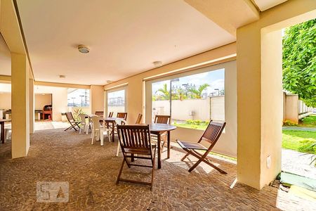 Apartamento para alugar com 47m², 2 quartos e 1 vagaÁrea comum - Churrasqueira