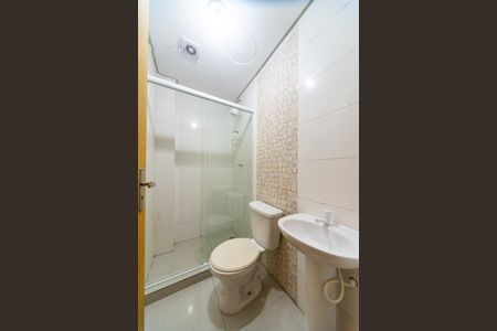 Banheiro de apartamento para alugar com 1 quarto, 38m² em Jardim Algarve, Viamão