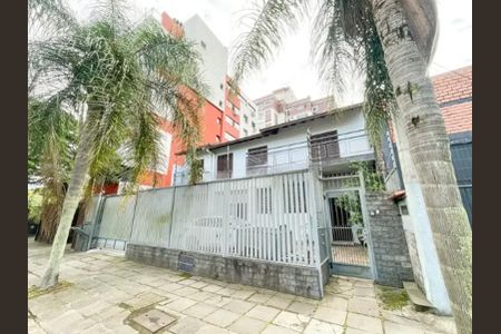 Casa para alugar com 150m², 3 quartos e 2 vagasFachada