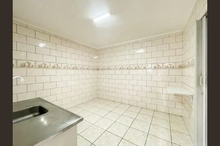 Cozinha de casa para alugar com 3 quartos, 150m² em Passo d’Areia, Porto Alegre