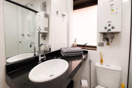 Apartamento à venda com 30m², 1 quarto e 1 vaga Apartamento à venda com 30m², 1 quarto e 1 vagaBanheiro
