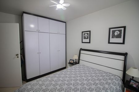 Apartamento à venda com 75m², 2 quartos e 1 vagaQUARTO 1