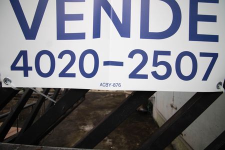 Apartamento à venda com 75m², 2 quartos e 1 vagaPLAQUINHA