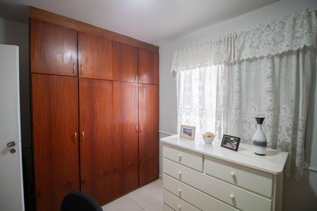 Apartamento à venda com 75m², 2 quartos e 1 vagaQUARTO 2